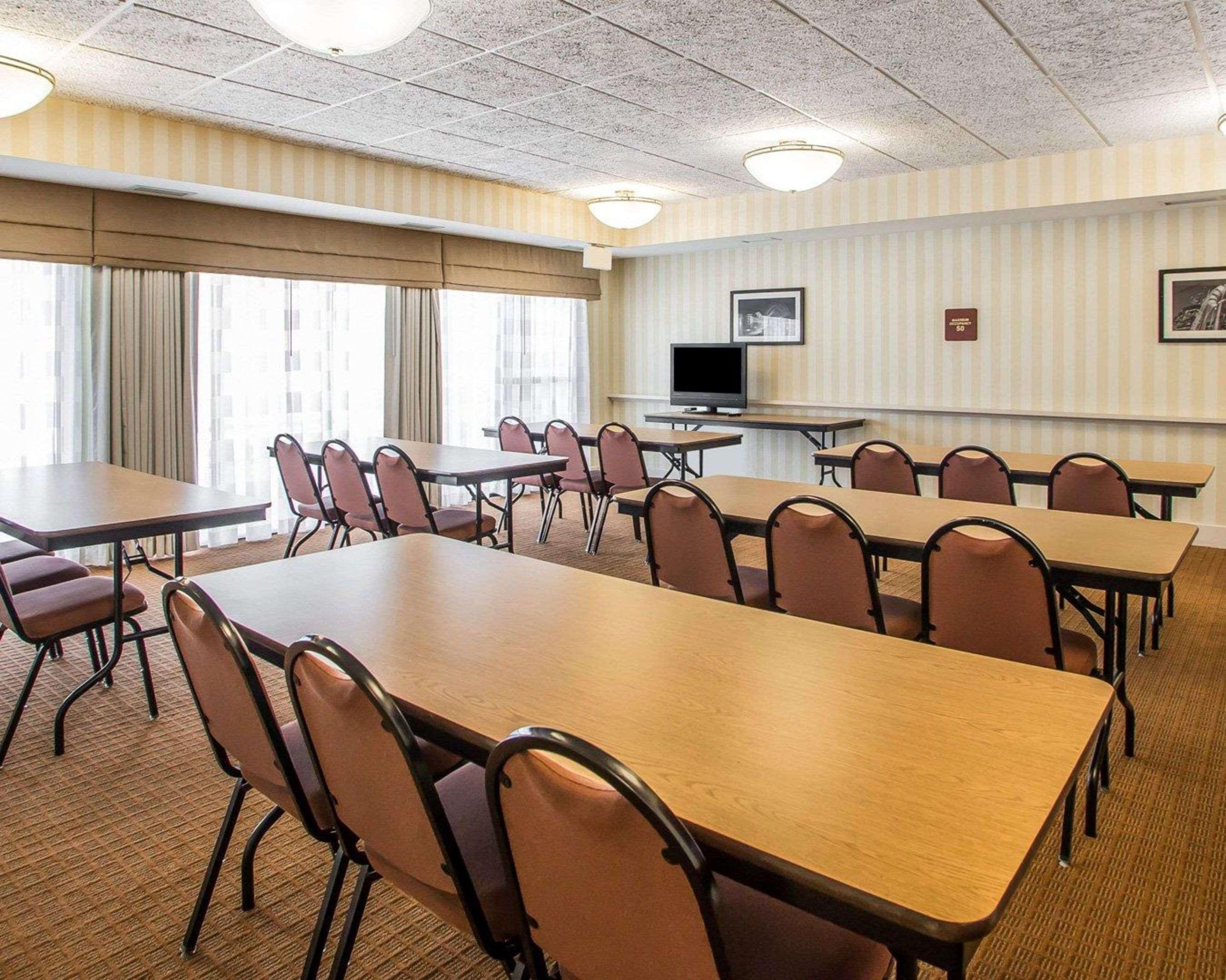 Sleep Inn & Suites Wisconsin Rapids Exterior foto